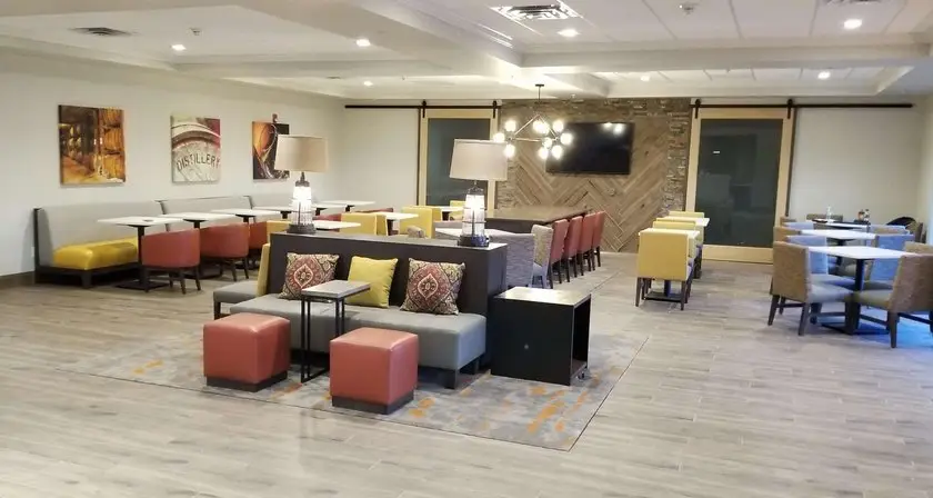 Best Western Plus Elizabethtown Inn & Suites