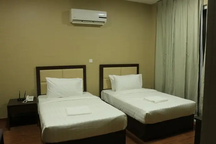 OYO 102 Alpha Suites