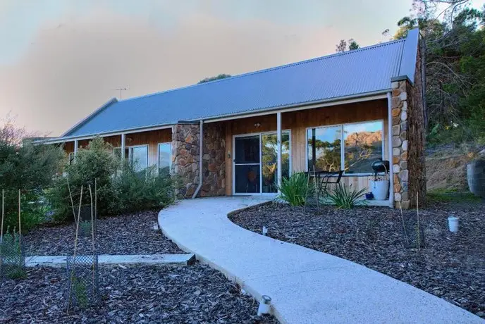 Freycinet Stone Studio 4