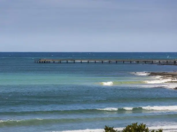 WATERFRONT THREE- In the heart of Lorne 