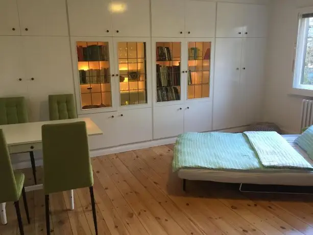 Helle grosszuegige Wohnung bei Berlin & Potsdam