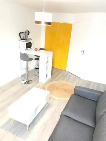 Studio En Plein Centre Ville - Tv - Wifi Gratuit