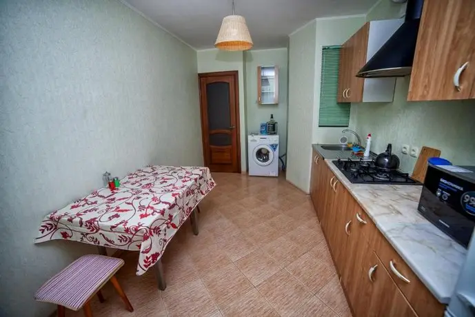 2-Room Apartments Matrosova 9