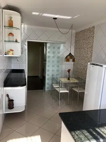 Apartamento amplo arejado e confortavel