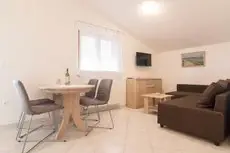 Apartman Deni Peroj 