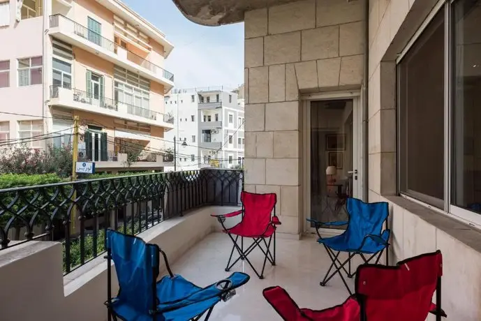 Gemmayzeh Charming 2BD Apartment