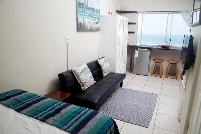 Ansteys Beach Self Catering Apartments 