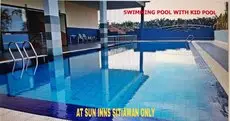 Sun Inns Meru Raya Swimming pool