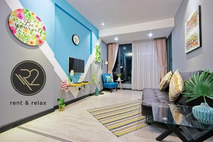 R2 'SKY' KK Stylish Modern 2 Bed 1 Bath w Infinity Pool 
