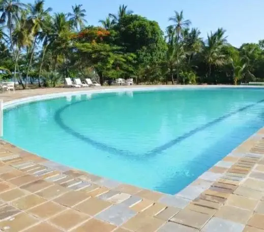 Golden Appartments Ukunda Swimming pool