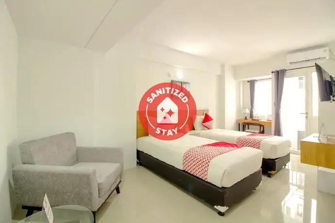 OYO Flagship 1260 Sentraland Karawang 