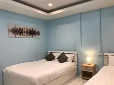 Blue House Hat Yai room