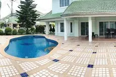 House with swimming pool Pattaya 