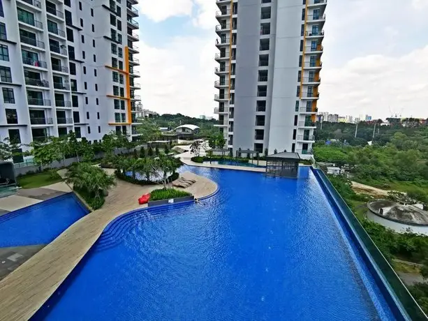 3min To Lrt Bukit Jalil @ Tenology Park Axiata Arena Swimming pool