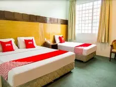 OYO 89408 Royal Hotel 