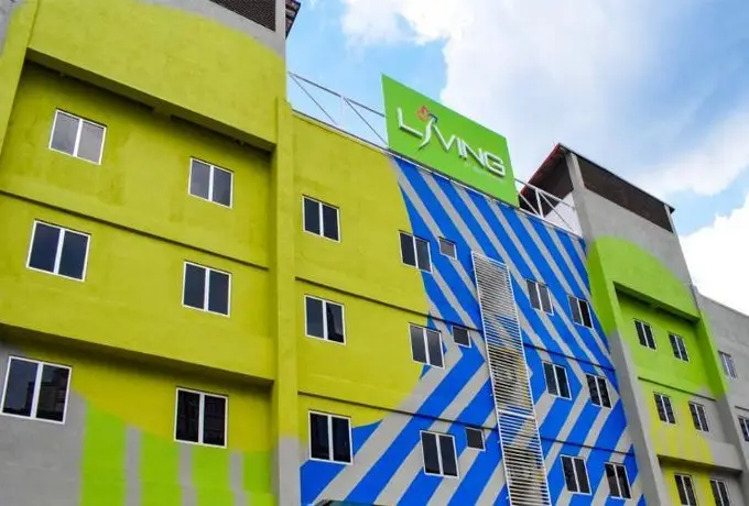 Living at dSulaiman 