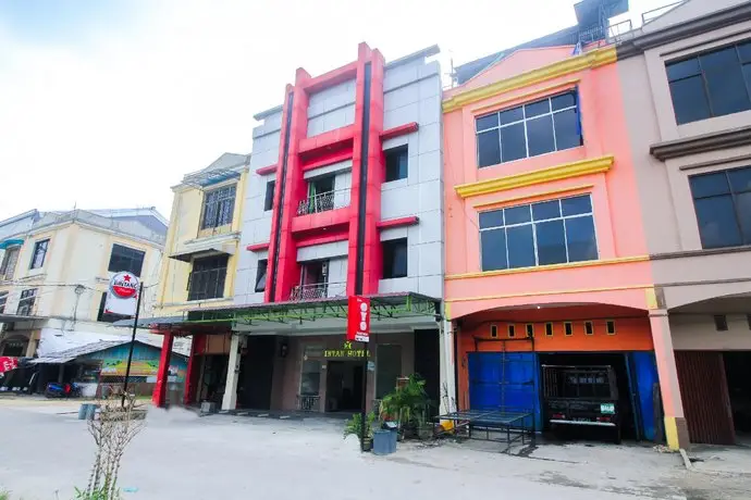 OYO 1025 Hotel Intan 