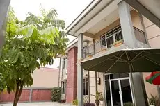 OYO 1394 Rumaisa Residence 