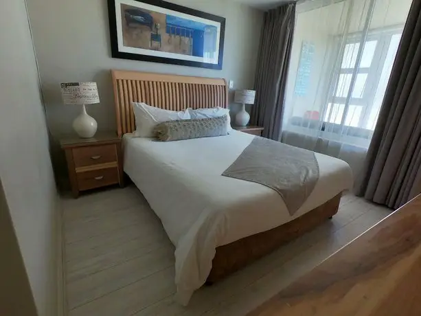 Lagoon Beach Hotel Apartments room
