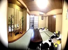 Tokyo House Inn 2 Appearance