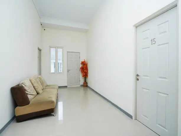 OYO 2968 Cahaya Residence Surabaya 