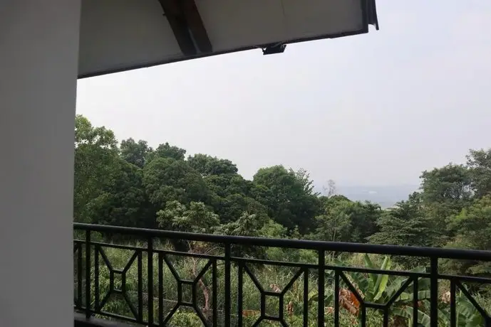 Villa Puri Gunung Geulis