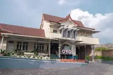 OYO 1962 Anugerah Wisata Hotel Appearance