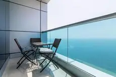 Top Floor Luxury 2BR Beach Apartment with Full Sea View 