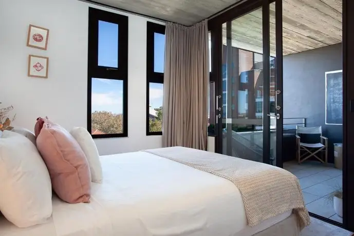 Urban Rest - The Bourke Apartments 