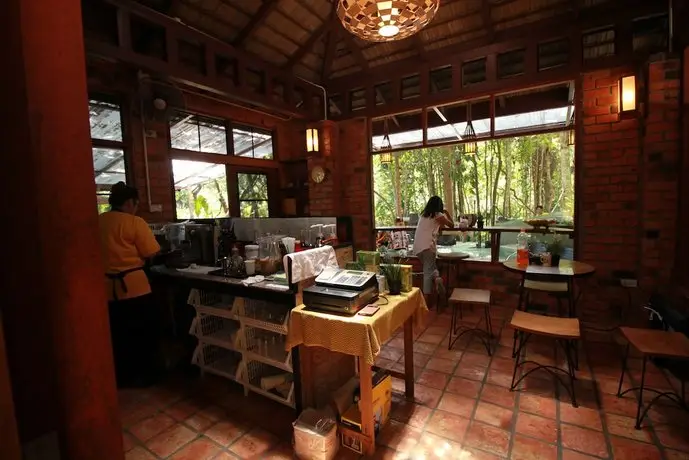 Homestay - Chestnut Hill Eco Resort