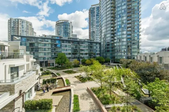 Vancouver Westbound 2BR Apartment