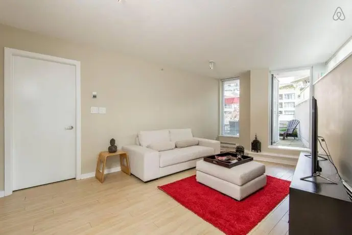 Vancouver Westbound 2BR Apartment