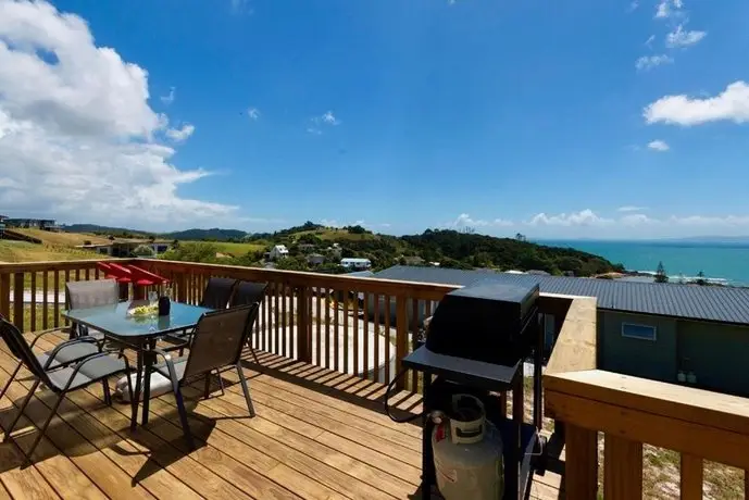 Belvedere - Cable Bay Holiday Home