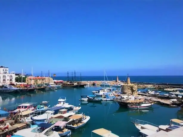 Harbour view flat in Kyrenia -Girne