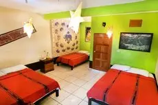 Los Amigos Hostel Flores 