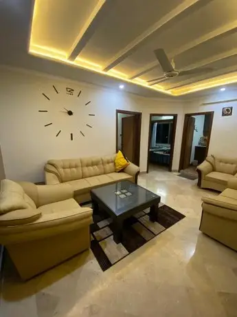 Hill View/ 2BHK Cozy Apartment/ Central City 