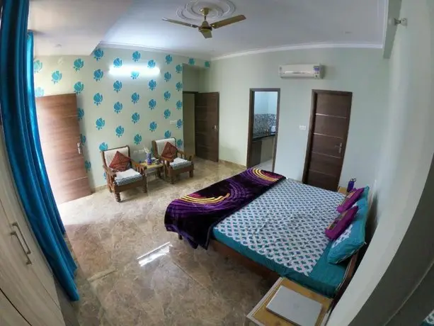 Asha Villas Premium Homestay - Big Studio Apartments 