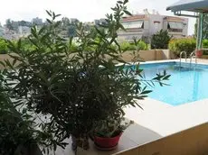 OLIVE GREEN APARTMENT near airport 