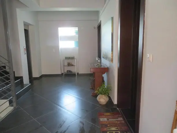 OLIVE GREEN APARTMENT near airport