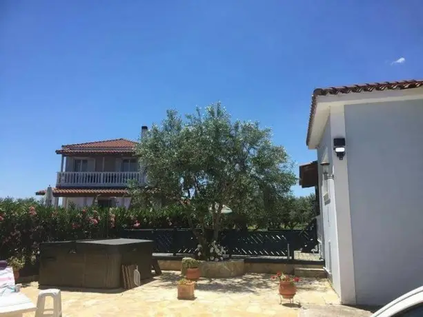 Beautiful 2-Bed Villa in Zakynthos