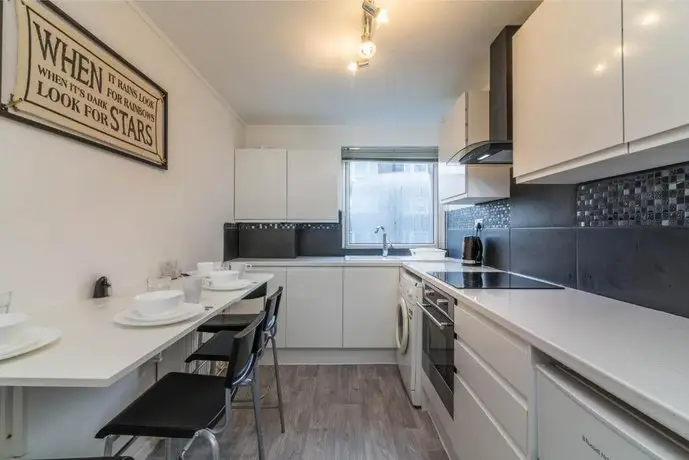 Magdala Apartment - Sleek and Modern 2bed in Nottingham