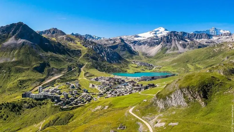 Appartement a Tignes avec acces direct aux pistes 84390