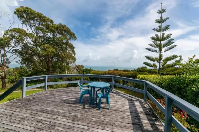 Dolphin View - Cable Bay Bach