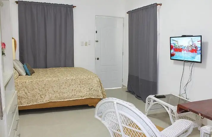 Fully Equipped 1br Studio -dt-2mins To The Beach