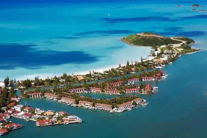 Luxury Waterfront Villa Jolly Harbour