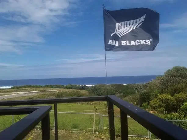 Holiday House with Ocean View Upper Hutt