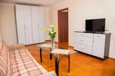 2 Room Semi-Luxury Apartment On Zhabotinskogo 57 Near Intourist Hotel 