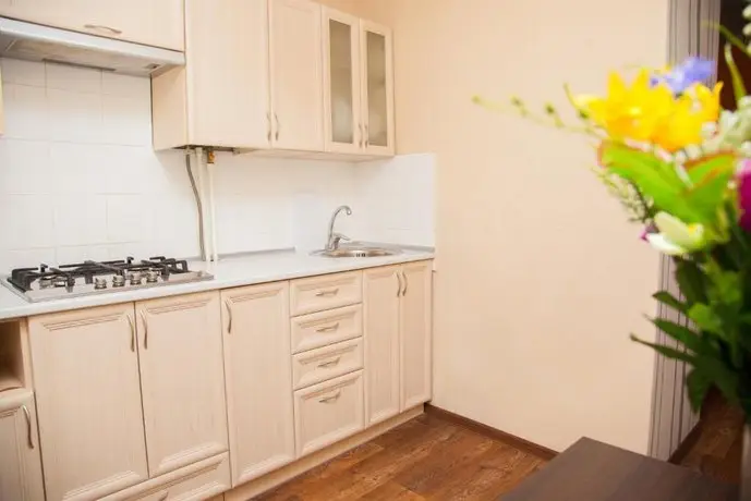 2 Room Semi-Luxury Apartment On Zhabotinskogo 57 Near Intourist Hotel