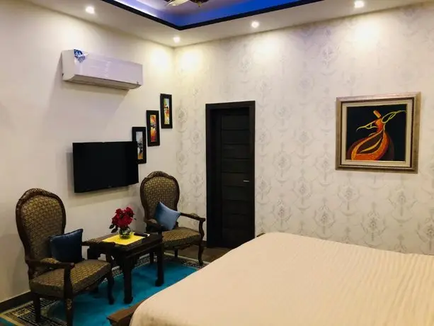 Royal Two Bed Furnished Portion Dha Lahore 