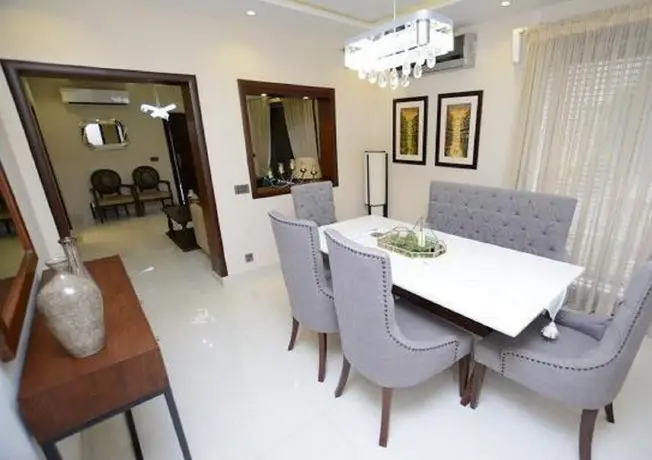 Luxury Spacious Golf Community Apartment